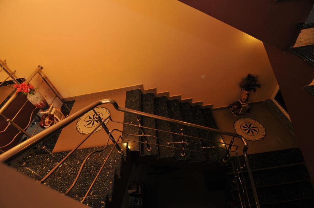 Elegant Shades Apartment Colva