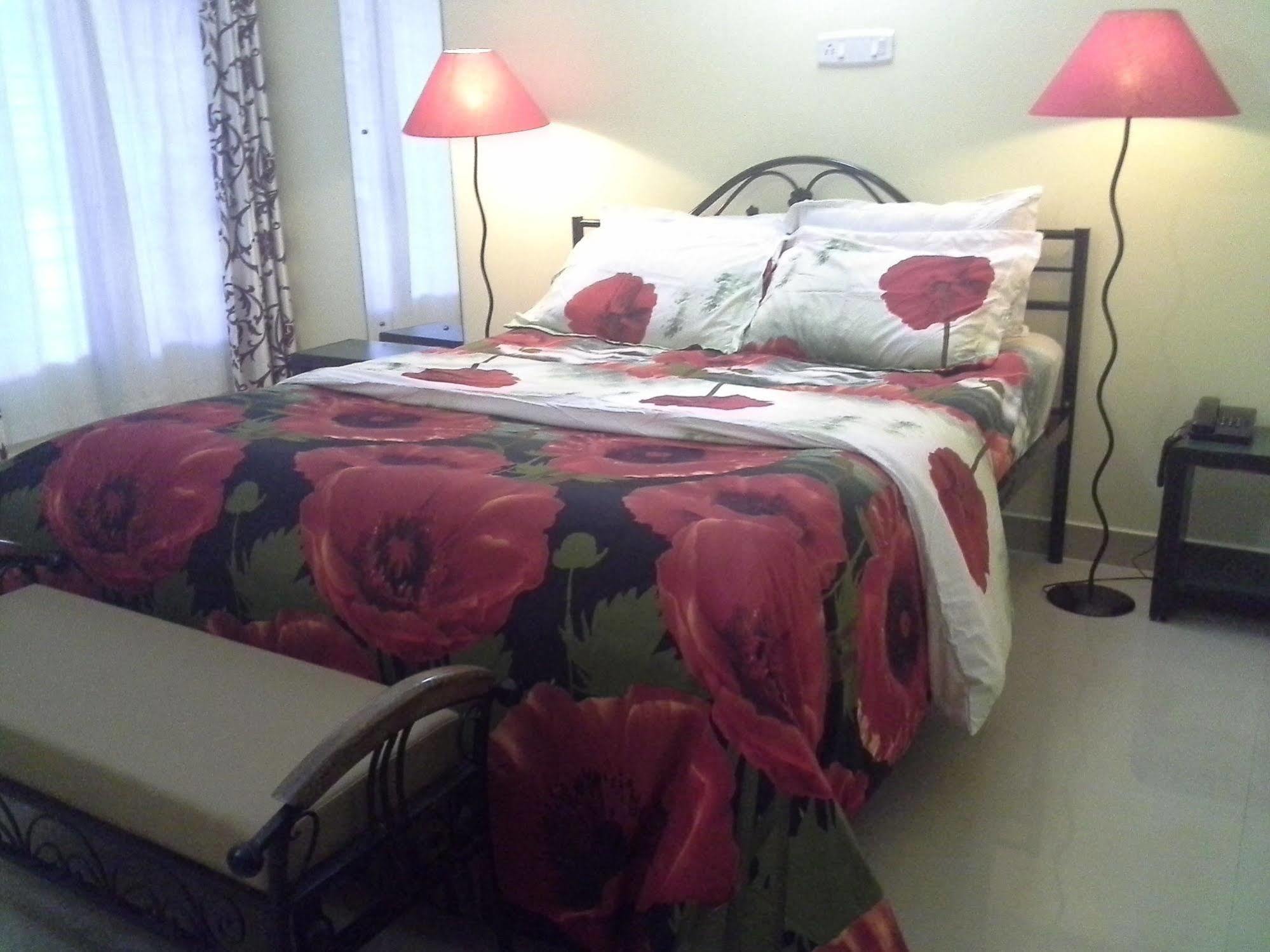Apartment Elegant Shades Colva